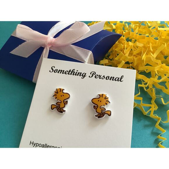 Woodstock Post Earrings - Charlie Brown & the Gang - Picture 4 of 4